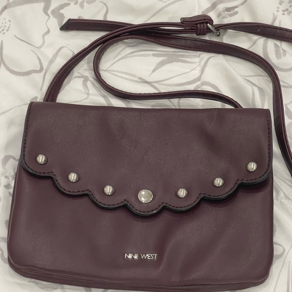 Nine West Plum Colored Silver Studded‎ Crossbody 6.5x8.75” - Picture 8 of 8